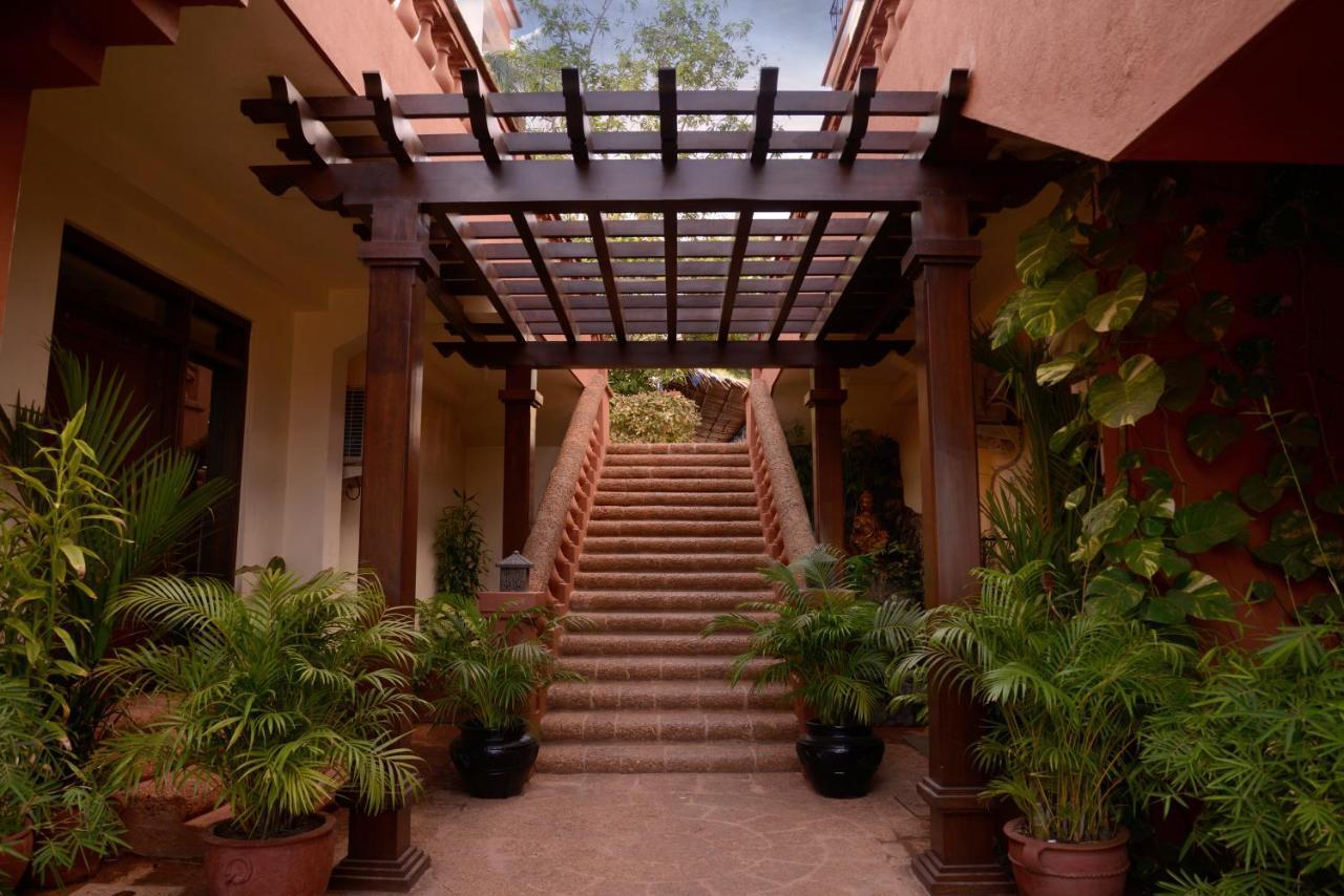 Pride Sun Village Resort & Spa Бага Экстерьер фото